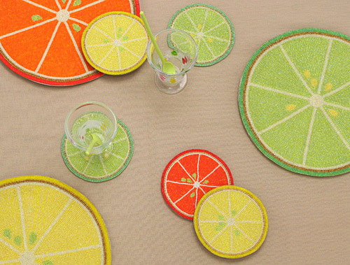 �rɫ�T������ϵĲݾ���