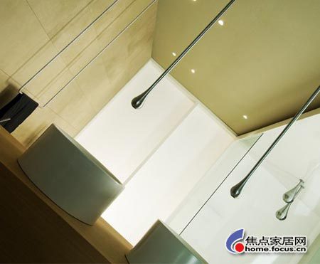 ˮ����ԡ��ˮ���^����y(t��ng)