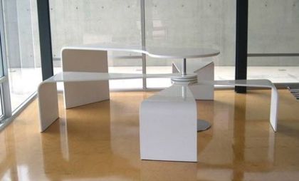 �o�治�������������