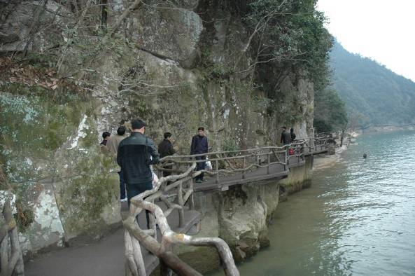 �ɺϼҼ��M������̤����