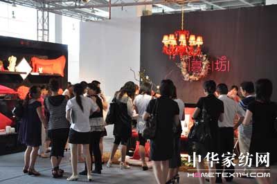 ���z�Ҽ�09�ﶬ��(zh��n)�Է��(hu��)�A�M�ɹ�