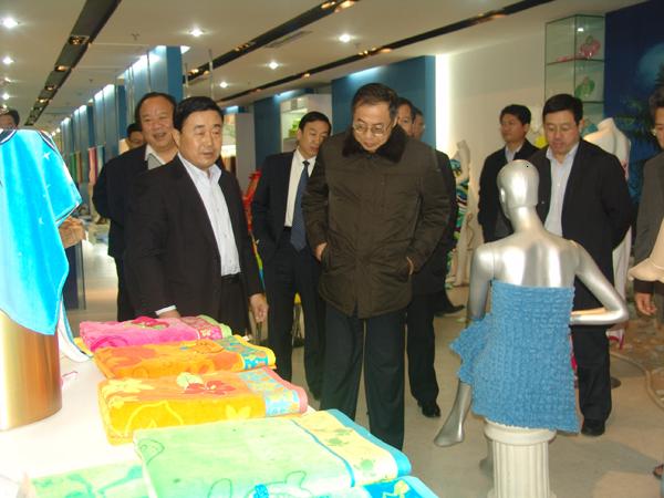 ���Ų���������ο������ռ��F(tu��n)