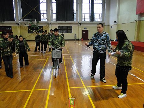 ��ͨ˹�ø��e�k�׌����\�ӕ�