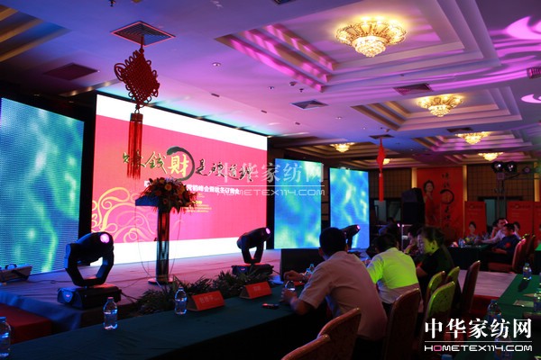 �������H2011��?du��)I�N���(hu��)���_