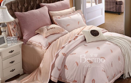 ���z��80��Ľ^ɫ�P��֮��Ȼ���_�L(f��ng)