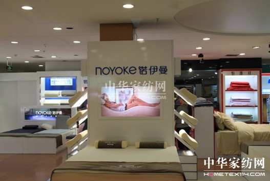 �Z����Ʒ�Ə�(qi��ng)�ݵ�ꑽ��A��һ��؛