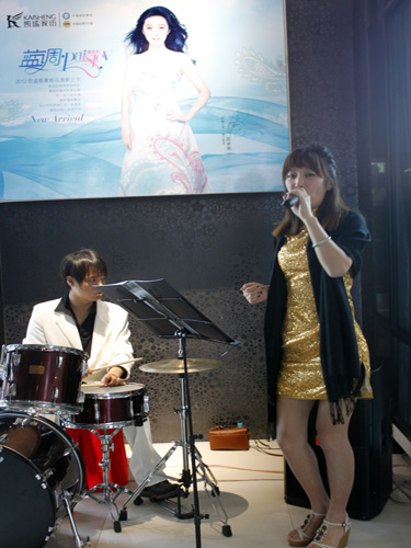 �Pʢ���{(l��n)�{(di��o)paisley��׌��(m��ng)���v�w