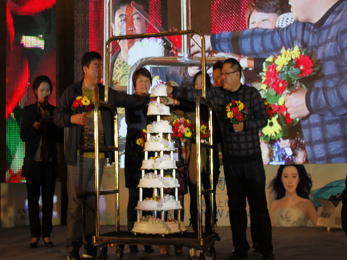 �Pʢ���{(l��n)�{(di��o)paisley��׌��(m��ng)���v�w