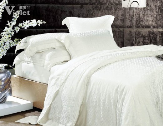 ���_�m��ˬһ�ҵİ�ɫ��Ʒ