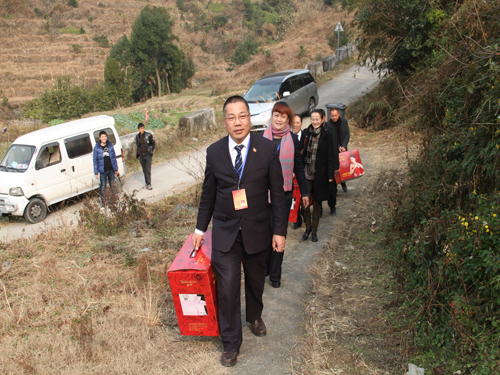 ʢ��F(tu��n)�_(k��i)չο��(w��n)�����������(d��ng)