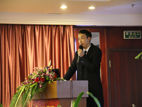 �Ϸ�����´��F(tu��n)�ݕ�(hu��)�A�M��Ļ