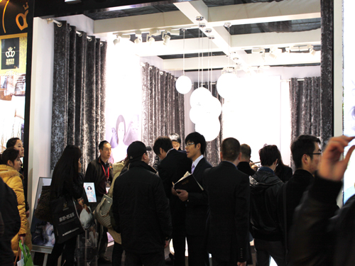 94����ᘕ�(hu��) �Pʢ�Ҽ��N�ķ���(w��)�@����