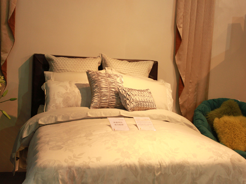 �z��•���{������ᘕ�