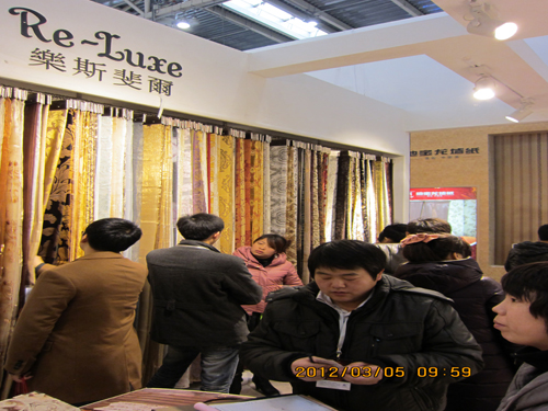 ־�_(d��)�Ҿ����౱��չ����A�����Y(ji��)̖(h��o)