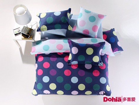 ��ϲ����Ʒ���У���ɫ֮;���L(f��ng)�д���