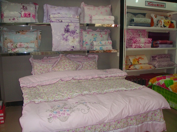 ���m���h���u����ʽ���Г�ռ�Ј�(ch��ng)�A�̙C(j��)