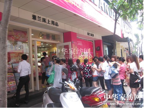 ���m���³骄��������չ�