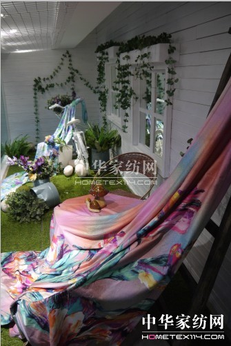 �K������ȫ��������������Ҽ��l(f��)չ���C