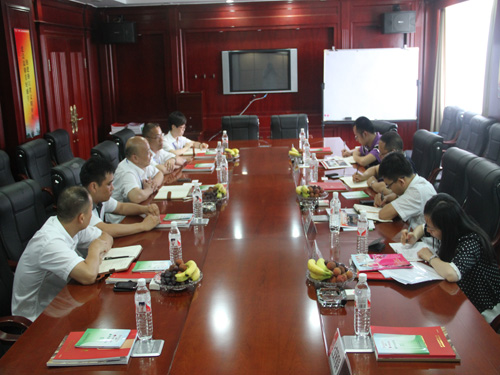 �Ϻ��C���������I(l��ng)��(d��o)�W�Rʢ��Fָ��(d��o)