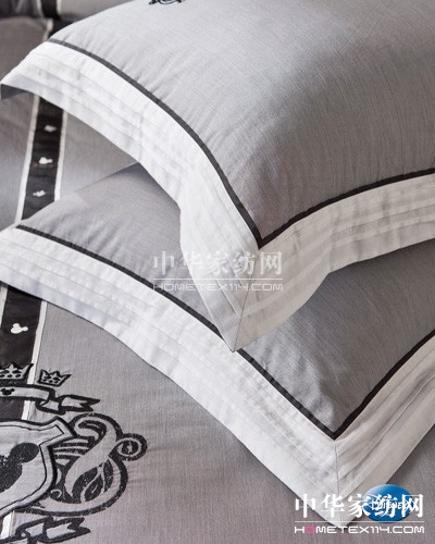 ��ʿ��Ҽ�2012�ﶬ��Ʒ����옷�r�м�