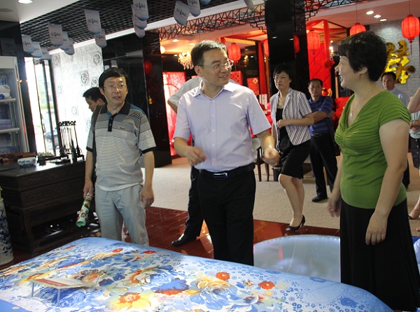 �����A�����L(zh��ng)�H�R���m�����˿�Ӌ(j��)����������(w��)����