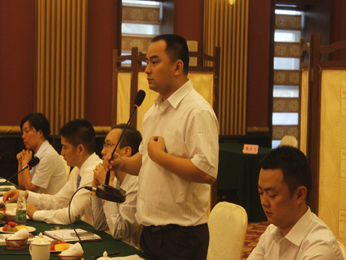 �Pʢ�Ҽ�2012������Ʒ���ƽ������ؔ����ϣ��