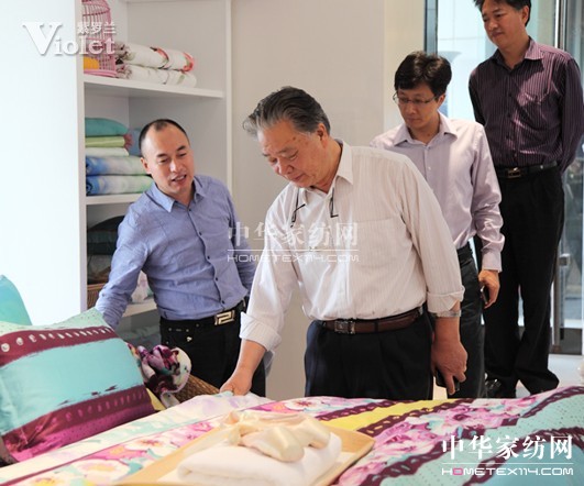 ����(li��n)�ϕ�(hu��)��(hu��)�L�����x���^���_�m