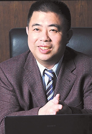 �W�����F(tu��n)�����L(zh��ng)�����ϵĄ�(chu��ng)�I(y��)·