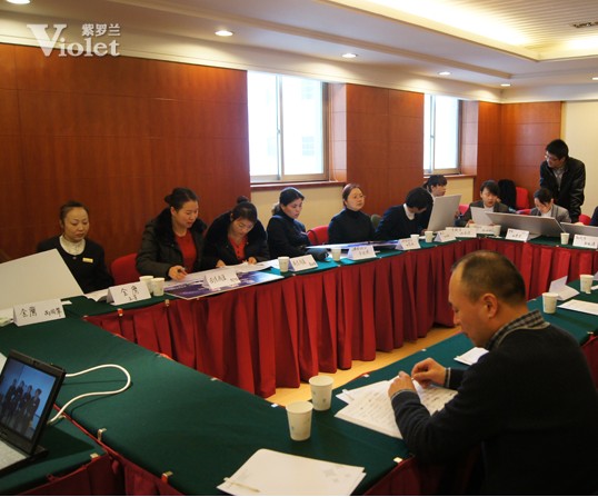 ���_�m��ֱ�I(y��ng)��˾��Ӣ�T��pkِ�e��