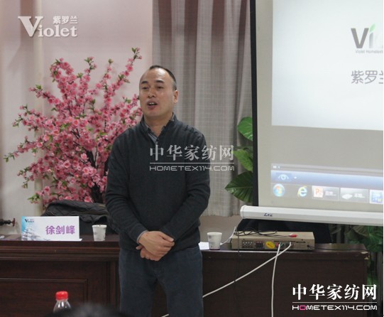 ���_�m��ֱ�I(y��ng)��˾��Ӣ�T��pkِ�e��