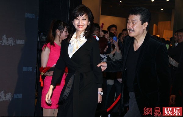 �w��֥һ����������ӔyŮ�ѬF��