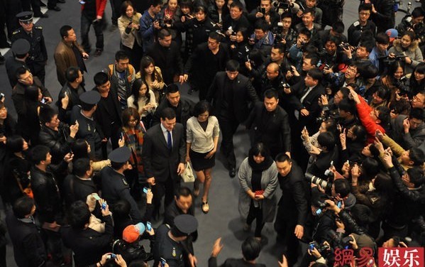 ��־�����(y��ng)�ƽ������^