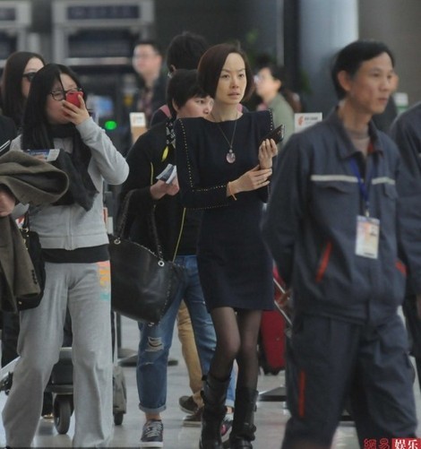 ���ԥ���ڽz�F(xi��n)��C��