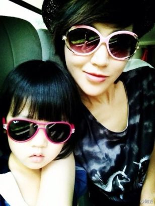 ������Ů������ 4�qŮ���������L