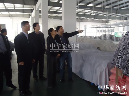 �}���ЈFί��ӛ���굽���������S�����{(di��o)��