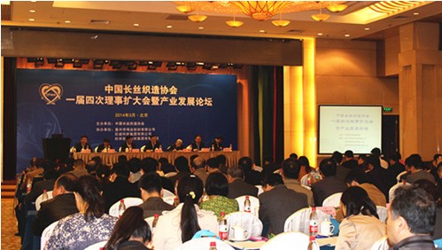 �L�z���f(xi��)һ���Ĵ����U����ھ����_