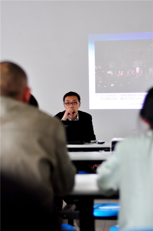 �Ϸ����(li��n)��ɽꖰ�ȫ�k���_��ȫ���a(ch��n)��Ӗ(x��n)