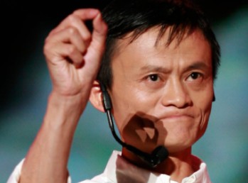 ���Ｔ�������R���԰��ݺ��Ľ�ɫ