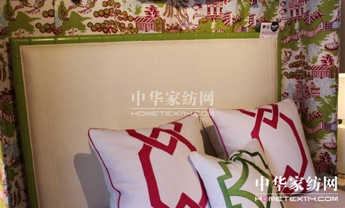 2015���Ĵ�Ʒ����:�Ї�(gu��)�L(f��ng)�͵��{(l��n)ɫ