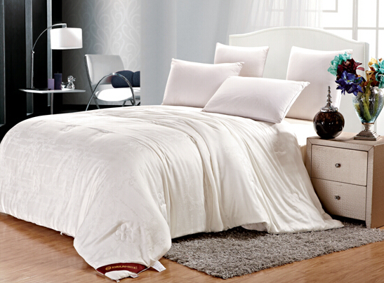 ϲ�Ձ��Q�z����(qi��ng)���M(j��n)�v��؈500�f��(y��u)�ݻ����۽z