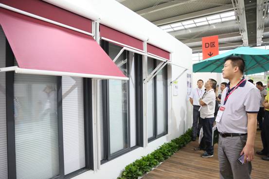 δ��֮����ꖴ��Ӣ��Փ���ܼҾӑ�(y��ng)��څ��