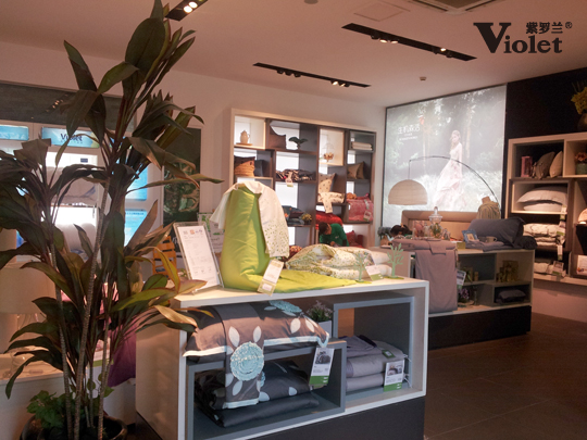 ���_�m2015������Ʒӆ؛�����e��һ������Cɭ��