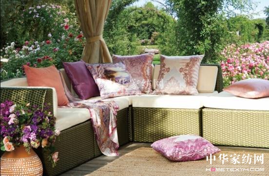 ���z�Ҽ�����������ɫ��style��(l��i)ȡů