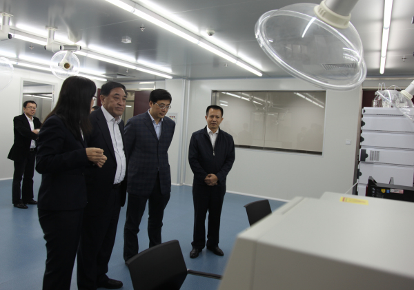 �м�(li��n)��(hu��)�L(zh��ng)����P�ڏV�|����a(ch��n)�I(y��)�ü���Ʒ