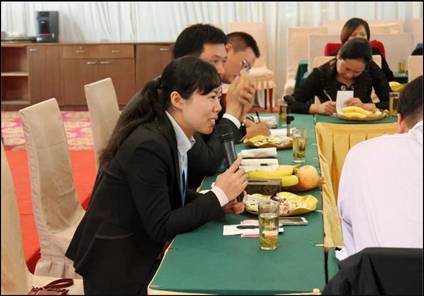 ���ˍu�Ҽ�2015������Ʒ�b�p��(hu��)�߽�(j��ng)�N����Մ��(hu��)�A�M�Y(ji��)����