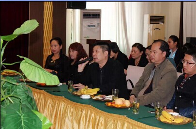 ���ˍu�Ҽ�2015������Ʒ�b�p��(hu��)�߽�(j��ng)�N����Մ��(hu��)�A�M�Y(ji��)����