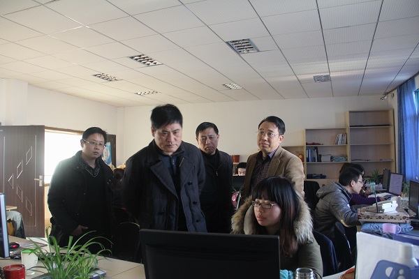 ���̄�(w��)�ָ����L�Ǐ�(qi��ng)һ���W�R���m�{(di��o)������̄�(w��)����