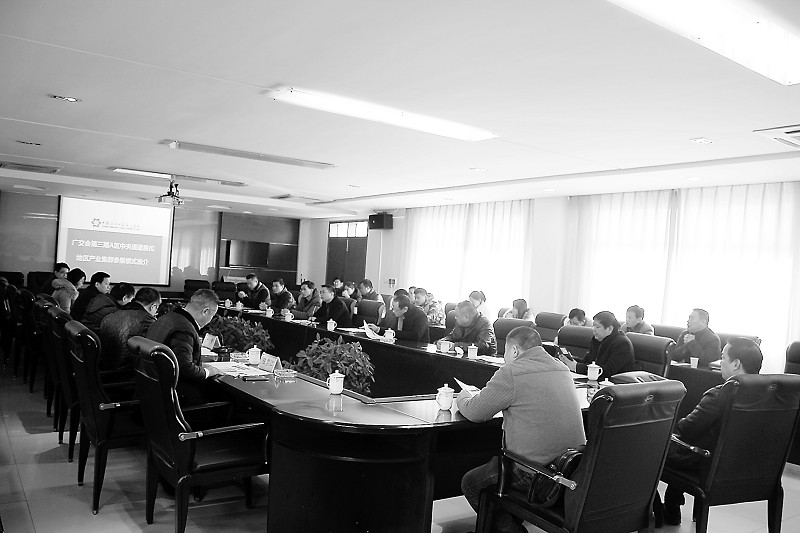 �V����(hu��)�ƽ��߽��Bʯ��Ҽ���I(y��)