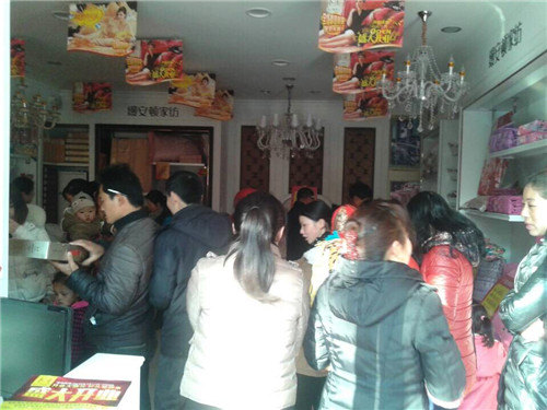 �z���D�Ҽ����(y��ng)�����ތ��u��ʢ�b�_�I(y��)