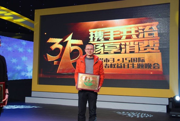 Խ���Ҽ�������d�����M(f��i)���ŵ��^��λ�\(ch��ng)�Ž�(j��ng)�I(y��ng)(li��n)��